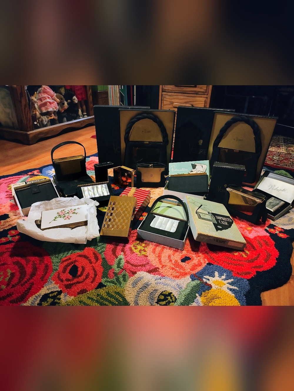 Vintage Compact and Handbag Collection in Gold and Black And Silver